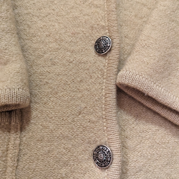 Conviction Sport Wool Sweater - Picture 8 of 8